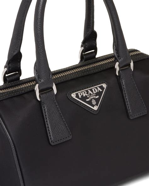 bolsos prada antiguos|bolso de Prada emblemático.